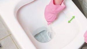Wire Hanger : how to unclog a toilet without a plunger